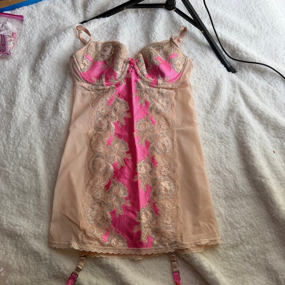 Victoria’s Secret vintage slip dress 34C